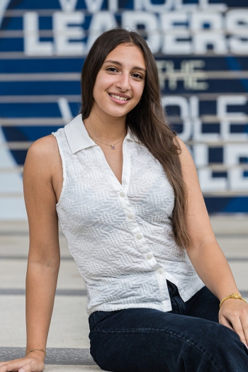 Profile picture of student Farah Helmy